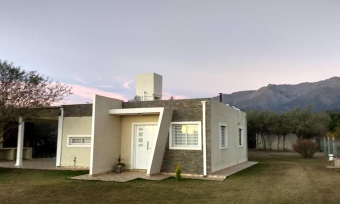 Departamento San Javier Casa | Confortable casa traslasierra. Vista al Champaqui
