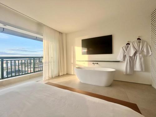 Asa Norte Hotel | Conforto e Vista Panorâmica com Banheira Hotel Vision TV WiFi Ar Cond e Cozinha