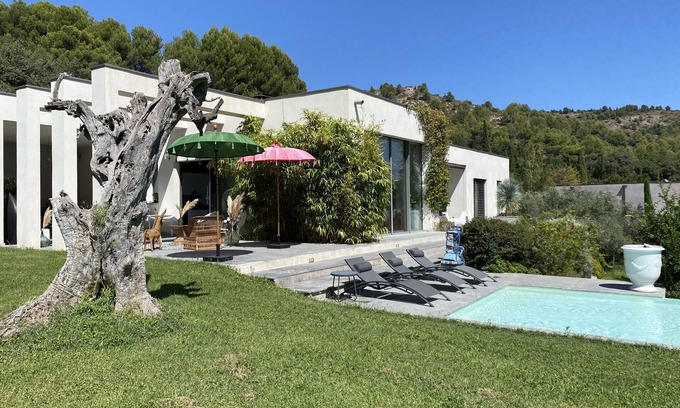 Merindol Casa | ¡Nuevo para 2020! Excepcional: casa contemporánea a los pies del Luberon