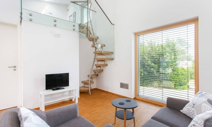 Canterbury Condominio | Contemporary bolthole, short walk from City