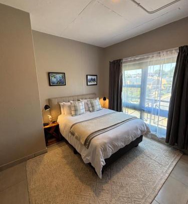 Greater Johannesburg Metropolitan Area Apartamento | Contemporary cottage apartment