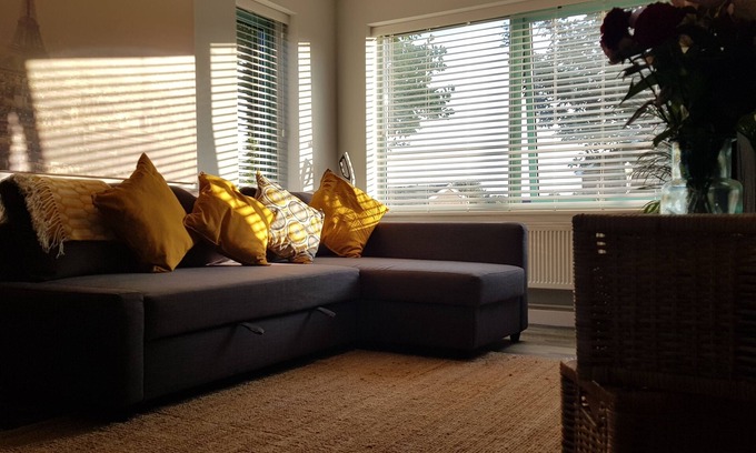 Marston Green Apartamento | Nuevos minutos planos contemporáneos del aeropuerto de Bham, NEC y Genting Arena
