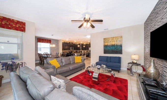 Lindfields Casa | Contemporary resort home with private pool, spa and games room