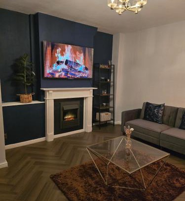 Bethnal Green Apartamento | Contemporary & Spacious 1BD - Fireplace with Modern Comforts