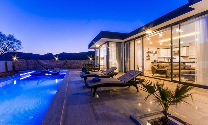 Sarıbelen Casa | Villa de 2 dormitorios de estilo moderno, totalmente privada y tranquila en un entorno de pueblo