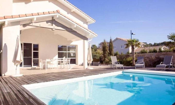 Capbreton Casa | Villa contemporánea entre las playas y la ciudad ocupa el 5 estrellas