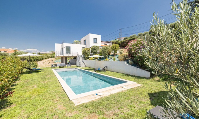 Nice Chalet De Esquí | Contemporary villa Crémat - Swimming pool - AC