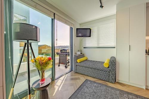 Bloubergstrand Apartamento | Contemporary Zen Studio, Bloubergstrand