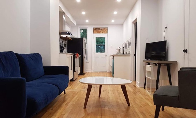 Mile End Casa | Continental Breakfast IlI Pet Friendly IlI Room A