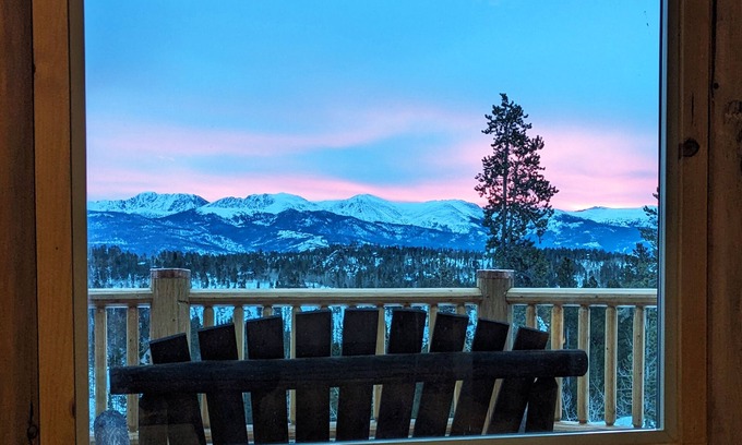 Winter Park Highlands Casa | Continental Divide Views! New Log Home w/ Hot Tub!