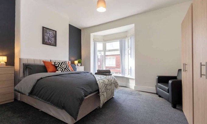 Redcar Casa | Contractor Base | 4 Beds | Redcar | Free Parking
