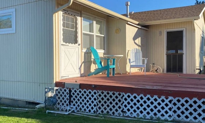 Umatilla Casa | Contractor-Friendly Stay Near Highway