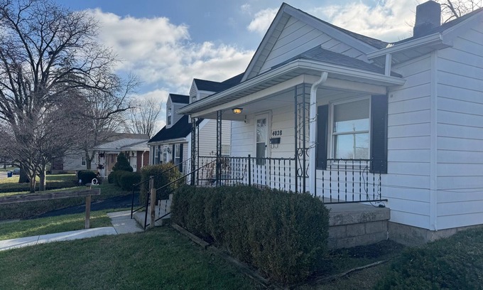 Dayton Casa | Convenient 2-bedroom ranch with AC and WiFi in Dayton