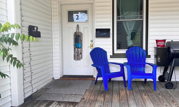 Bangor Casa | Convenient Brewer Location with River Views