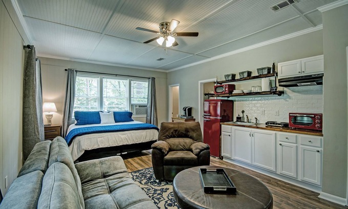 Tougaloo Apartamento | Convenient/Safe Location: Studio APT near WholeFoods