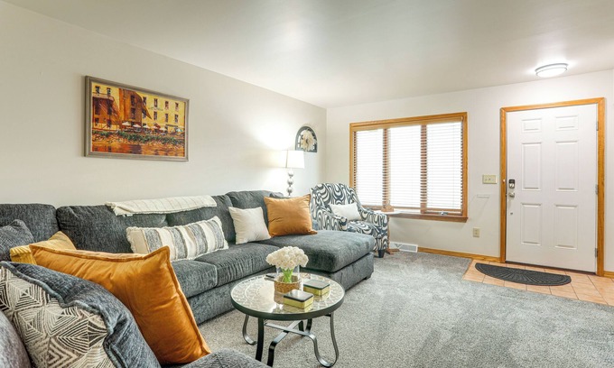 Clearfield Casa | Convenient Townhome 1 Mi to Dtwn Clearfield