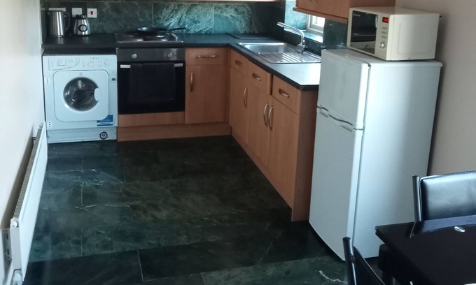 Bradford Apartamento | Conveniently located 2-Bedroom Appartment - Great value for money