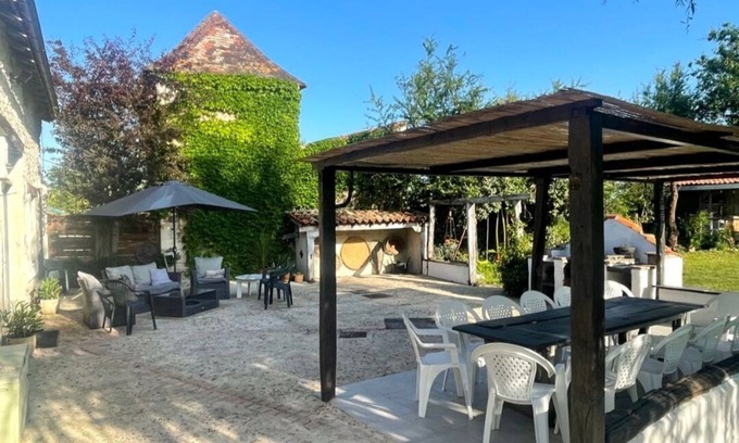 Vanxains Casa | Converted barn in Dordogne