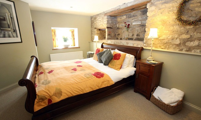 Kirkbymoorside Cabaña | Convertido Cottage Antigua cuadra con un Kingsize trineo Bedded Dormitorio