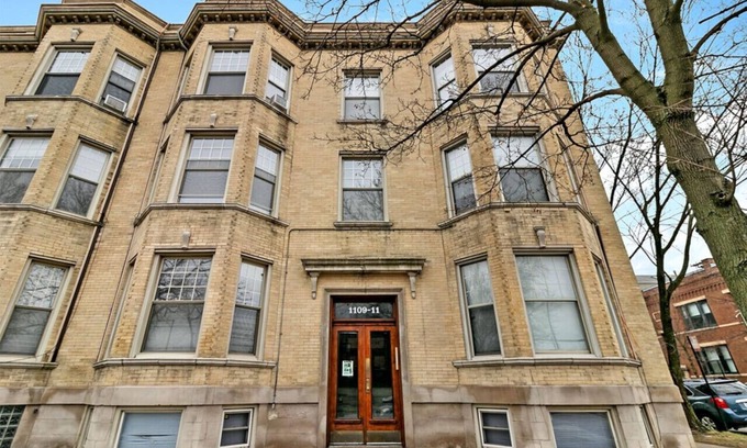 Wrigleyville Apartamento | Cool 2BR | Wrigleyville close to Fun City
