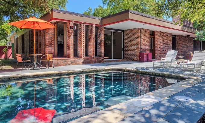Fillmore Casa | Coolest 3 bedroom house in New Orleans on Bayou St. John