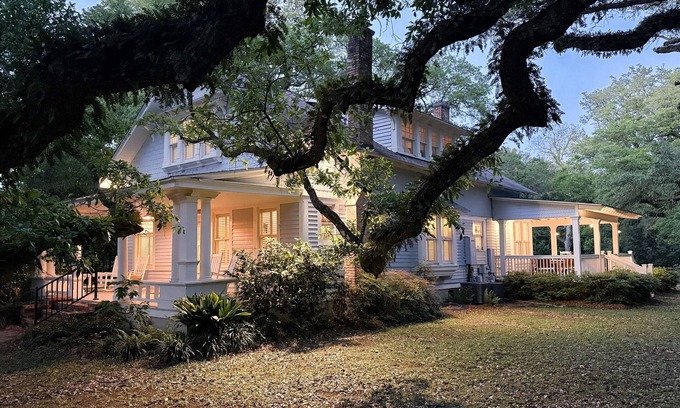 Montrose Casa | Tin Ceiling Treasure: Luxury in Fairhope