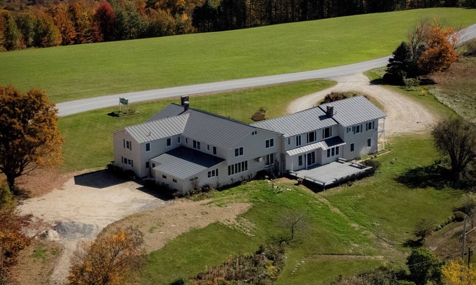 West Dover Casa | Cooper Hill Inn