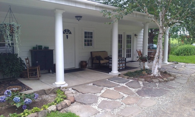 Burlington Flats Casa | Cooperstown, Baseball HOF 7m, Dreams park. 12m 4 Br. 3 Bth hermosa casa de alquiler