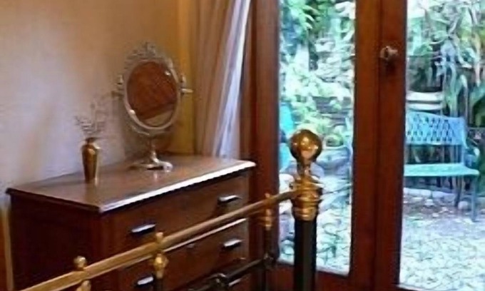 Kenilworth Cabaña | Coote’s Cape Classic Luxury Historic House of Grace & Charm Habitación victoriana / baño en suite