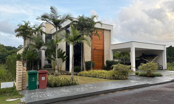 Marituba Casa | COP30 in Belém - Elegance and Comfort surrounded by nature in 4 Suites.
