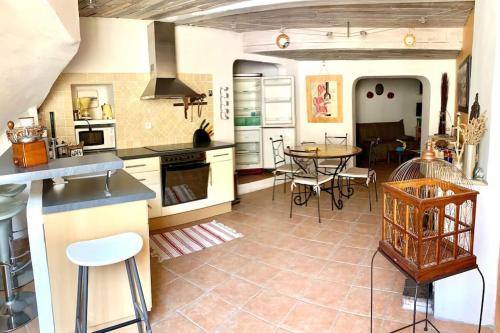 Quinson Apartamento | Coquette maison de village pour 4 pers