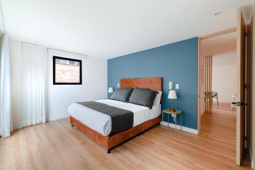 La Gran Via Apartamento | Cora 96 Street Apartments
