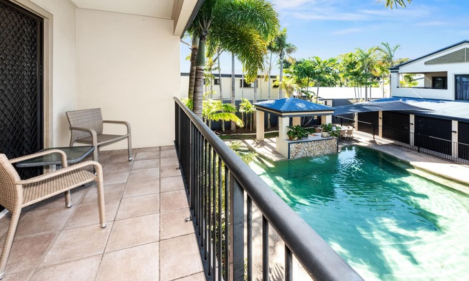 West Mackay Hotel | Coral Cay Resort
