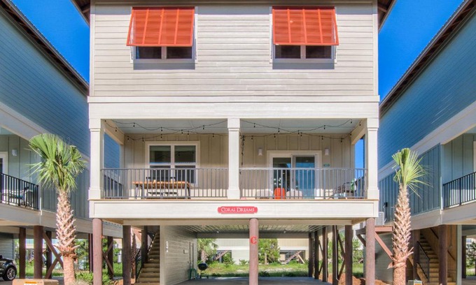 Gulf Shores Casa | Coral Dreams-Luxe Cottage steps from the Beach & Pool!