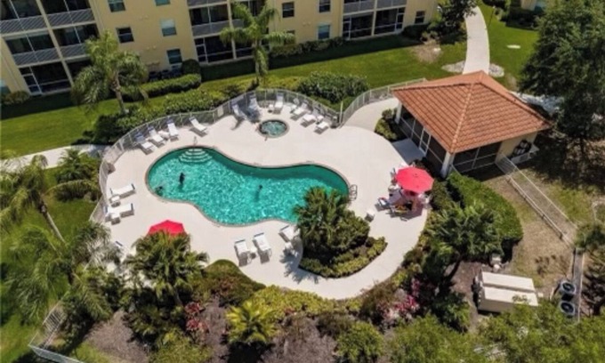 Ole Condominio | Coral Falls Lely-2bed-2bath South Naples-1st Floor