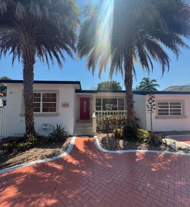 Flagami Casa | Coral Gables Guest Studio