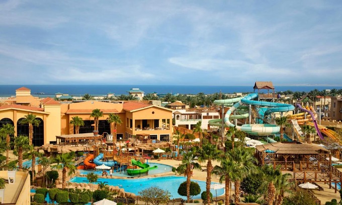Sharm El Sheikh Hotel | Coral Sea Aqua Club Resort