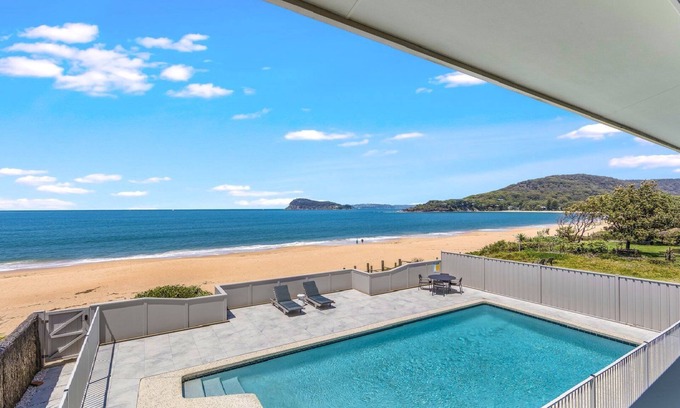 Pearl Beach Casa | Coral Sea - Waterfront with Pool