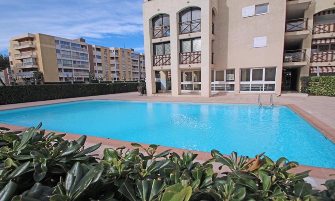 Sainte-Maxime City Centre Apartamento | Coralines