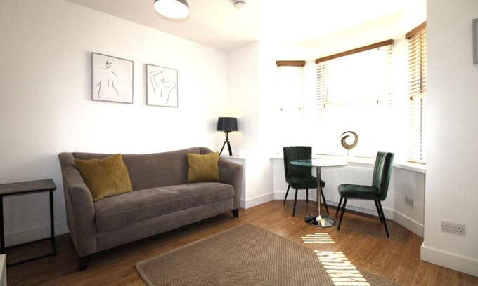 Basingstoke Apartamento | Corbiere House @ Short Stays