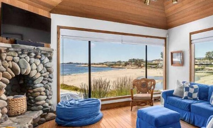 Opal Cliffs Casa | Corcoran Beachhouse - Stunning ocean views!