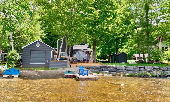 Havelock-Belmont-Methuen Cabaña | Cordova Lake House - Capacidad para 8