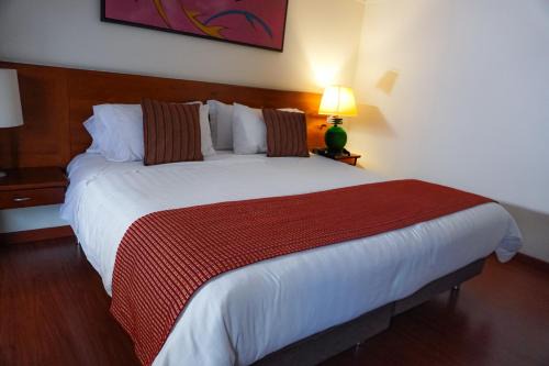 Quinta Paredes Hotel | Corferias ILAR Coliving & Hotel Embajada Americana