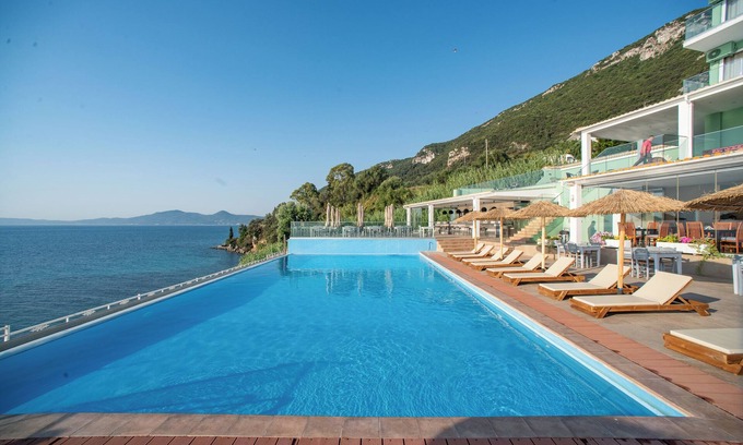Benitses Hotel | Corfu Maris Bellos