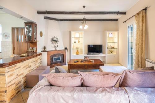 Old Town Apartamento | Corfu old town 100m2