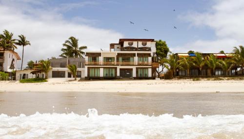 Puerto Villamil Cama Y Desayuno | Cormorant Beach House