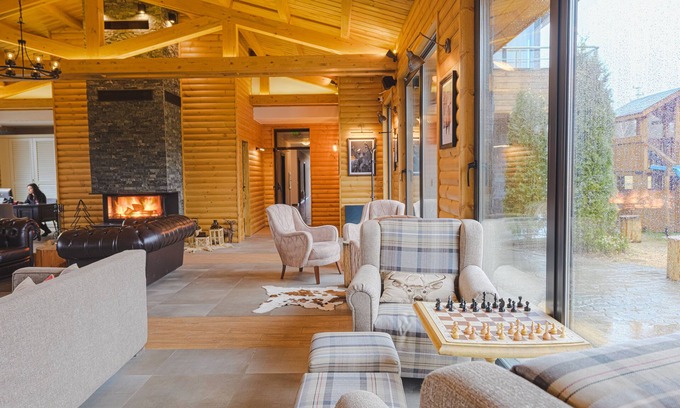 Razlog Apartamento | Cornelia Deluxe Residence