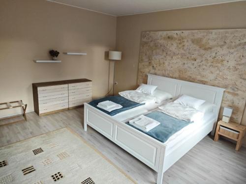 Sarvar Apartamento | Corner Apartman
