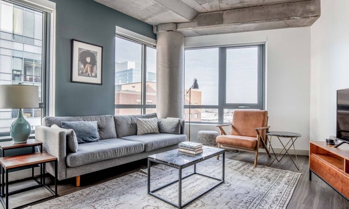 MIT Apartamento | Corner Kendall Sq 1BR w/ Office Nook, Gym near MIT by Blueground