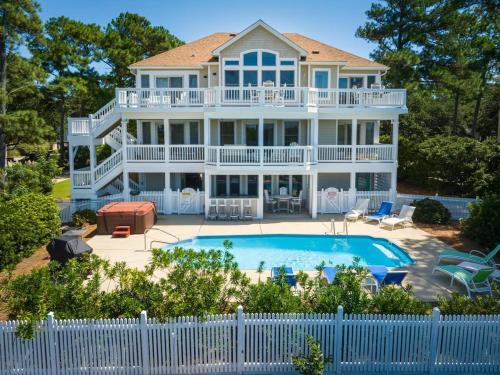 Corolla Light Casa | Corolla Light Soundfront with Pool Hot tub & more